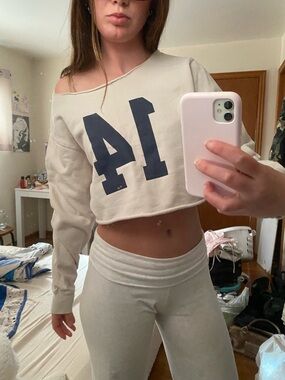 Brandy Melville of the shoulder cropped sweater